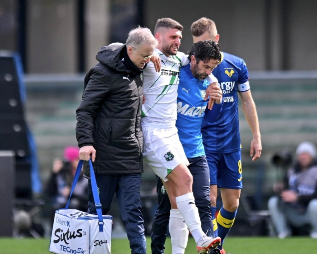 世界杯明星选手受伤退赛，引发热议