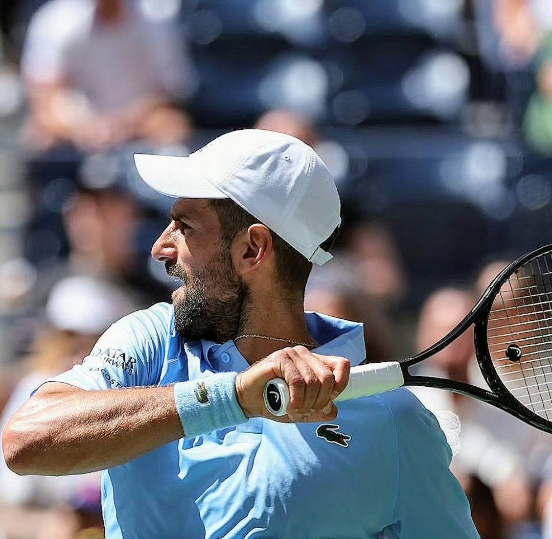 温网逆转美网,德约科维奇统治全场 温网逆转美网,德约科维奇统治全场