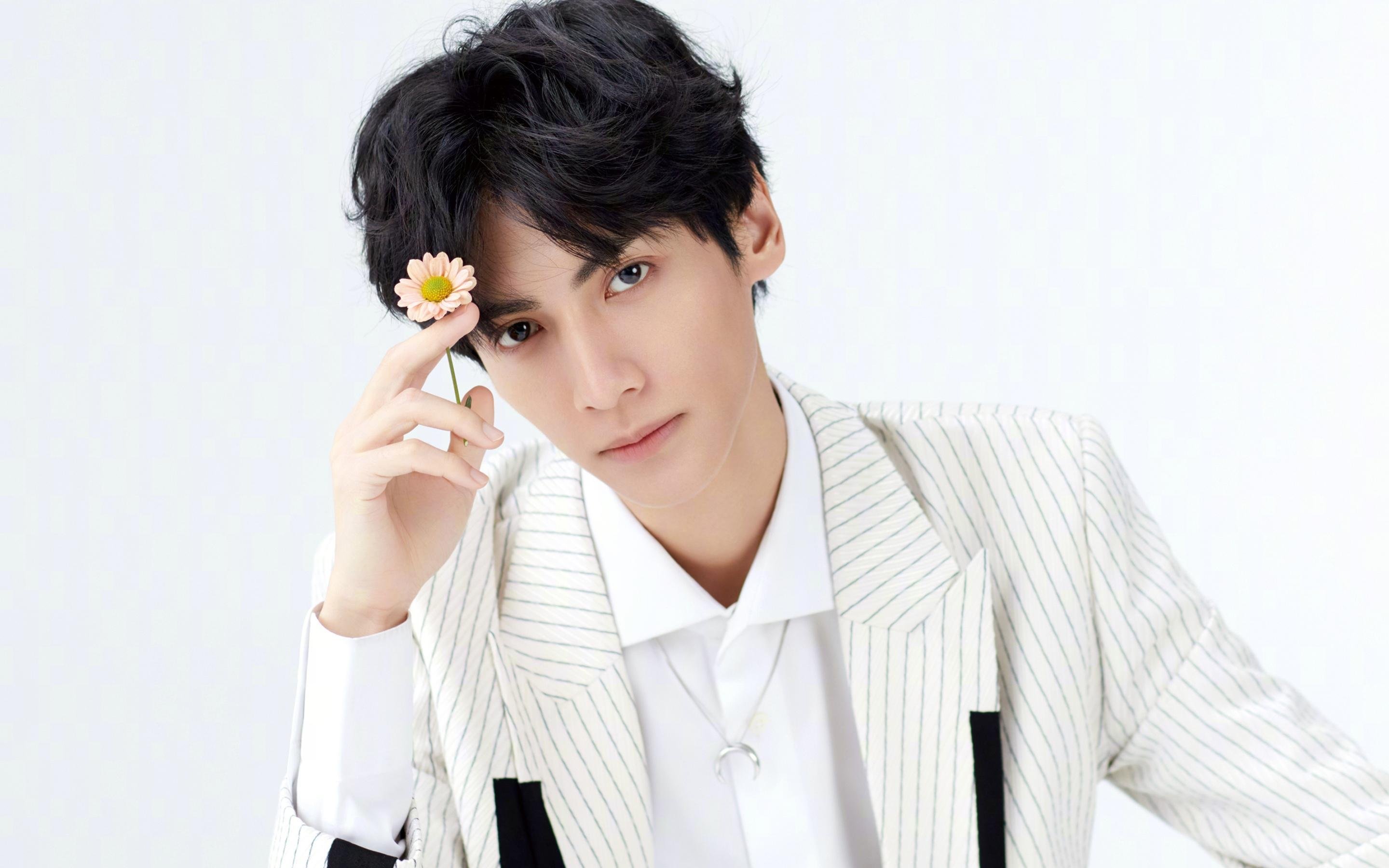 战火燃烧的球场，布雷默如拿破仑扛起三色旗，英格兰单节轰垮土耳其铁壁