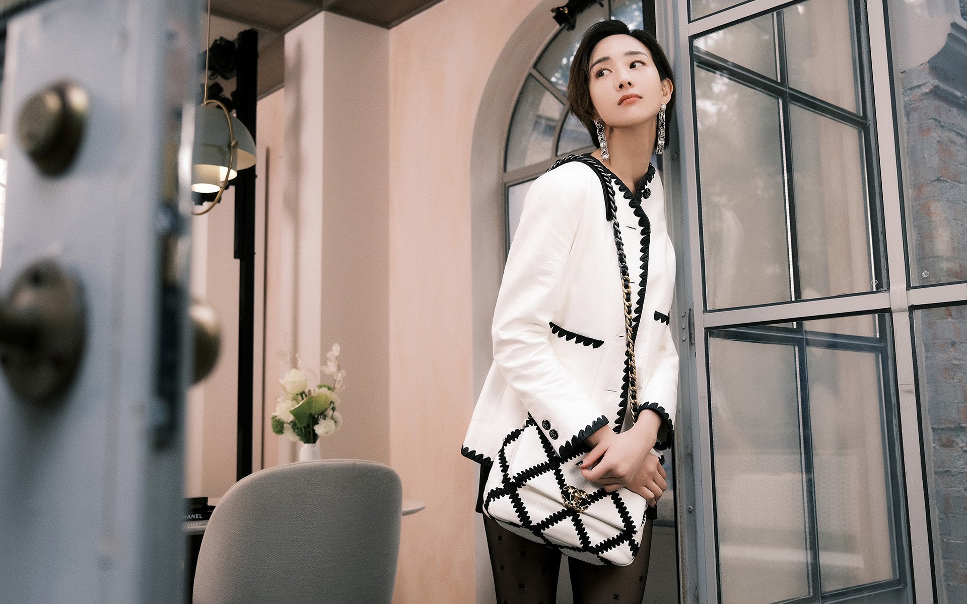 冰冷杀手与红色狂潮，布伦森独木难支，公牛铁蹄踏破马刺防线